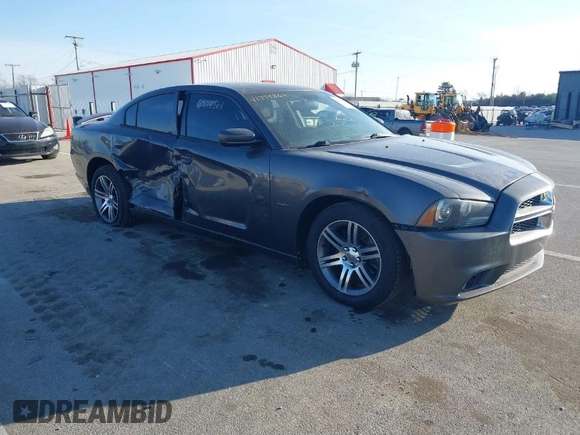 2013 Dodge Charger RT with VIN 2C3CDXCT3DH589938, listed as a IAAI auction lot 41773864 with 91,767 mi miles. Bid and sale history available at carsss.com. Image 1.