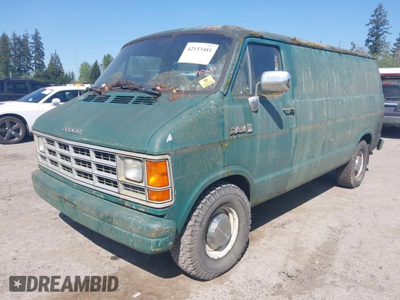 1989 Dodge Cargo with VIN 2B7HB21Y3KK331539, listed as a IAAI auction lot 42153481 with 19,425 mi miles. Bid and sale history available at carsss.com. Image 2.