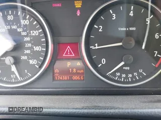 2007 BMW 3 Series 328i with VIN WBAVC53567FZ73468, listed as a IAAI auction lot 42750425 with 174,381 mi miles and . Bid and sale history available at DreamBid. Image 7.