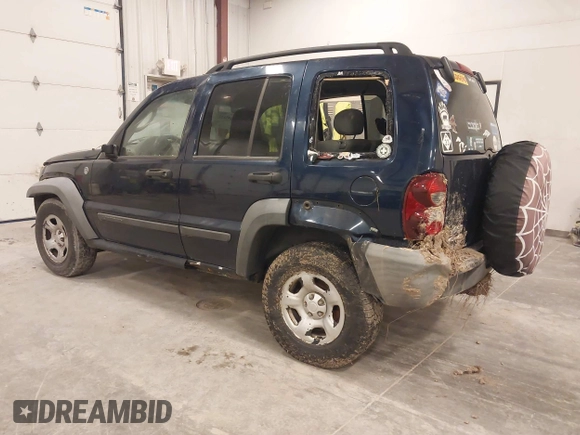 2007 Jeep Liberty Sport with VIN 1J4GL48K67W512690, listed as a IAAI auction lot 41842121 with 199,540 mi miles. Bid and sale history available at carsss.com. Image 3.