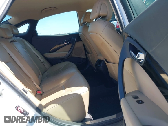 2013 Hyundai Azera with VIN KMHFG4JG5DA267347, listed as a IAAI auction lot 42580501 with 111,975 mi miles and . Bid and sale history available at DreamBid. Image 8.