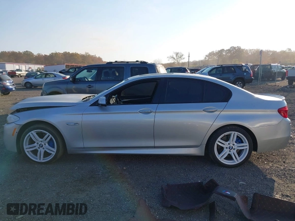 2013 BMW 5 Series 550i with VIN WBAFR9C51DDX79769, listed as a IAAI auction lot 40679820 with 101,347 mi miles and . Bid and sale history available at carsss.com. Image 14.