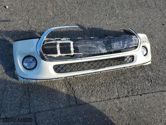 2015 MINI Cooper Hardtop 4 Door with VIN WMWXS5C59FT830039, listed as a Copart auction lot 77198974 with 43,277 mi miles and Salvage Title. Bid and sale history available at carsss.com. Image 12.