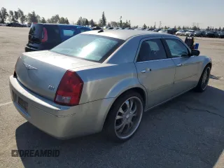 2005 Chrysler 300 with VIN 2C3AA53G45H528705, listed as a Copart auction lot 55176745 with 172,422 mi miles and Clean Title. Bid and sale history available at carsss.com. Image 3.