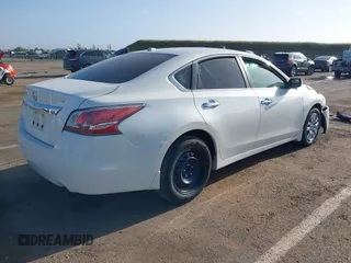 2015 Nissan Altima S with VIN 1N4AL3AP6FC413319, listed as a IAAI auction lot 42105139 with 100,356 mi miles and . Bid and sale history available at DreamBid. Image 4.