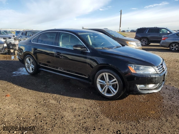 2014 Volkswagen Passat SEL Premium with VIN 1VWCS7A31EC111183, listed as a Copart auction lot 72804324 with 243,995 mi miles and Salvage Title. Bid and sale history available at carsss.com. Image 4.