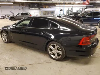 2019 Volvo S90 Momentum with VIN LVY102MK4KP096892, listed as a Copart auction lot 87326264 with 128,865 mi miles and Clean Title. Bid and sale history available at carsss.com. Image 2.