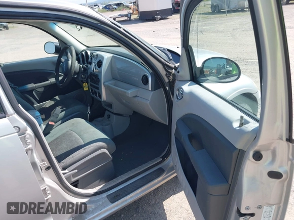 2009 Chrysler PT Cruiser with VIN 3A8FY48949T513046, listed as a IAAI auction lot 42557788 with 139,986 mi miles and . Bid and sale history available at DreamBid. Image 5.