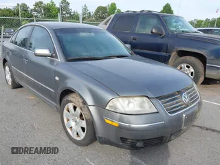 2002 Volkswagen Passat GLX z VIN WVWRH63B02P122142, wystawiony jako IAAI lot #42282094 z przebiegiem 222 613 mil mil oraz . Historia ofert i sprzedaży dostępna na DreamBid. Obrazek 1.