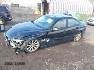 2018 BMW 3 Series 320i xDrive with VIN WBA8E5G57JNU47476, listed as a IAAI auction lot 41319816 with 38,755 mi miles. Bid and sale history available at carsss.com. Image 17.