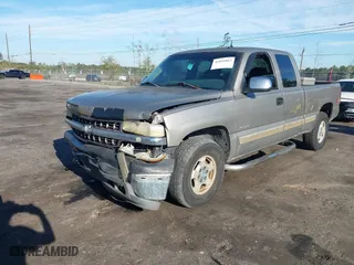 2002 Chevrolet Silverado 1500 LS with VIN 1GCEK19T12E297692, listed as a IAAI auction lot 41844862 with 236,937 mi miles. Bid and sale history available at carsss.com. Image 17.