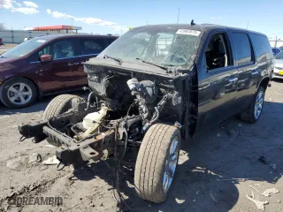 2013 GMC Yukon XL SLT with VIN 1GKS2KE76DR130374, listed as a Copart auction lot 43983875 with 0 mi miles and Salvage Title. Bid and sale history available at carsss.com. Image 1.