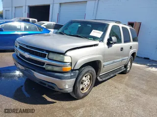 2002 Chevrolet Tahoe LT with VIN 1GNEC13Z72R281538, listed as a IAAI auction lot 41692881 with 188,140 mi miles. Bid and sale history available at carsss.com. Image 2.