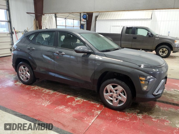 2025 Hyundai Kona SE with VIN KM8HACAB6SU256006, listed as a Copart auction lot 47573995 with 383 mi miles and Salvage Title. Bid and sale history available at carsss.com. Image 4.
