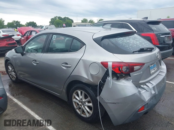 2014 Mazda 3 i Grand Touring z VIN 3MZBM1M73EM110150, wystawiony jako IAAI lot #42260717 z przebiegiem 104 240 mil mil oraz . Historia ofert i sprzedaży dostępna na DreamBid. Obrazek 14.