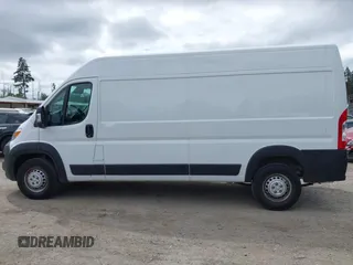 2025 Ram ProMaster Cargo Tradesman with VIN 3C6LRVDG5SE519375, listed as a IAAI auction lot 42217734 with 3,940 mi miles and . Bid and sale history available at DreamBid. Image 14.