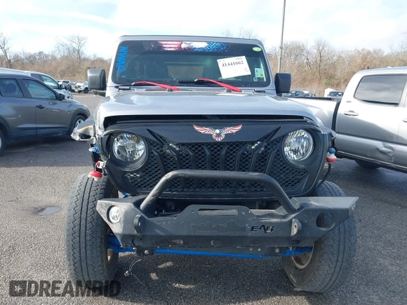 2020 Jeep Wrangler Unlimited Sport S with VIN 1C4HJXDG4LW221778, listed as a IAAI auction lot 41441662 with 76,026 mi miles and . Bid and sale history available at DreamBid. Image 6.