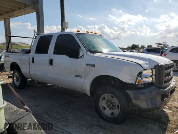 2005 Ford F-250 XL с VIN 1FTSW21P65EB24587, выставлен на аукционе Copart как лот 56990005 с пробегом 201 930 миль миль и Чистый • Clean title. История ставок и продаж доступна на DreamBid. Изображение 4.