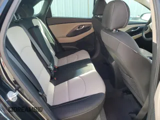 2019 Hyundai Elantra GT with VIN KMHH35LE3KU114158, listed as a Copart auction lot 70061744 with 118,777 mi miles and Non Repairable. Bid and sale history available at carsss.com. Image 10.