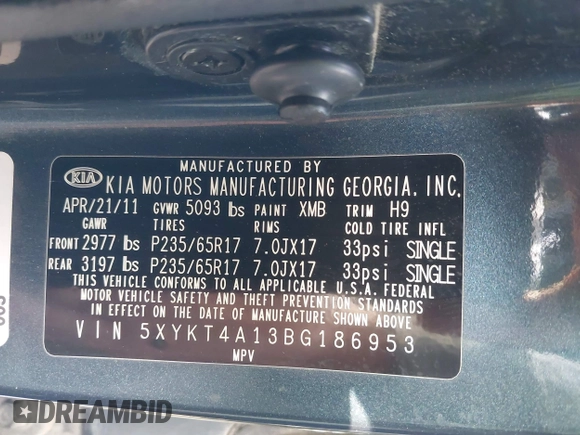 2011 Kia Sorento LX with VIN 5XYKT4A13BG186953, listed as a IAAI auction lot 42075887 with 214,444 mi miles. Bid and sale history available at carsss.com. Image 9.