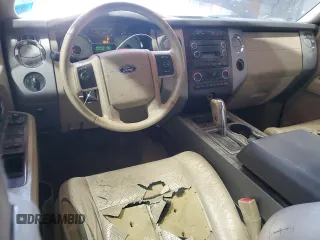 2012 Ford Expedition XLT z VIN 1FMJU1J57CEF02449, wystawiony jako Copart lot #53994755 z przebiegiem 237 577 mil mil oraz Szkoda całkowita • Salvage title. Historia ofert i sprzedaży dostępna na DreamBid. Obrazek 8.