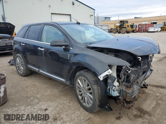 2011 Lincoln MKX z VIN 2LMDJ8JK9BBJ26324, wystawiony jako Copart lot #55482985 z przebiegiem Nie podano mil oraz Szkoda całkowita • Salvage title. Historia ofert i sprzedaży dostępna na DreamBid. Obrazek 4.