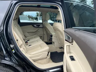 2019 Audi Q7 Premium Plus z VIN WA1LHAF7XKD044979, wystawiony jako Copart lot #63196635 z przebiegiem 150 266 mil mil oraz Czysty tytuł • Clean title. Historia ofert i sprzedaży dostępna na DreamBid. Obrazek 6.