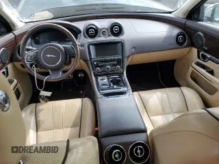 2014 Jaguar XJ Portfolio with VIN SAJWJ2GD4E8V70170, listed as a Copart auction lot 69662054 with 121,188 mi miles and Non repairable. Bid and sale history available at DreamBid. Image 8.