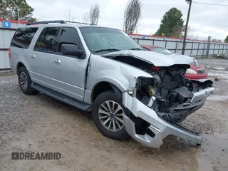 2015 Ford Expedition EL XLT with VIN 1FMJK1HT8FEF19873, listed as a IAAI auction lot 41329651 with 233,889 mi miles. Bid and sale history available at carsss.com. Image 1.
