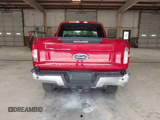 2019 Ford F-250 XL z VIN 1FT7W2BT4KEE02027, wystawiony jako IAAI lot #42189635 z przebiegiem 26 276 mil mil oraz . Historia ofert i sprzedaży dostępna na DreamBid. Obrazek 16.
