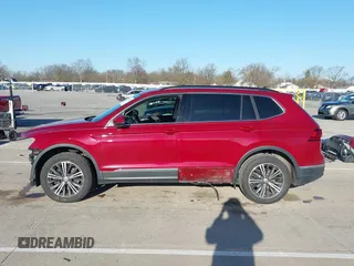2018 Volkswagen Tiguan SEL z VIN 3VV2B7AX6JM039344, wystawiony jako IAAI lot #41934536 z przebiegiem 93 838 mil mil oraz . Historia ofert i sprzedaży dostępna na DreamBid. Obrazek 15.