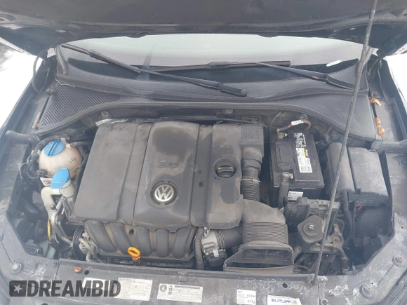 2013 Volkswagen Passat SE z VIN 1VWBP7A39DC047714, wystawiony jako IAAI lot #41577301 z przebiegiem 162 164 mil mil oraz . Historia ofert i sprzedaży dostępna na DreamBid. Obrazek 10.