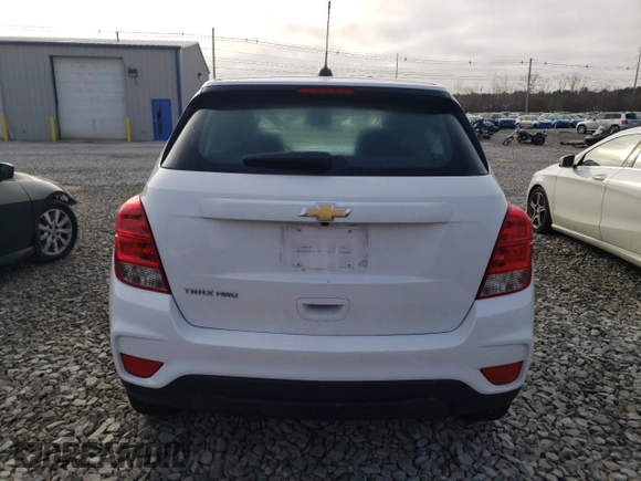 2019 Chevrolet Trax LS with VIN 3GNCJNSB2KL217682, listed as a Copart auction lot 48947305 with 65,836 mi miles and Salvage Title. Bid and sale history available at DreamBid. Image 6.