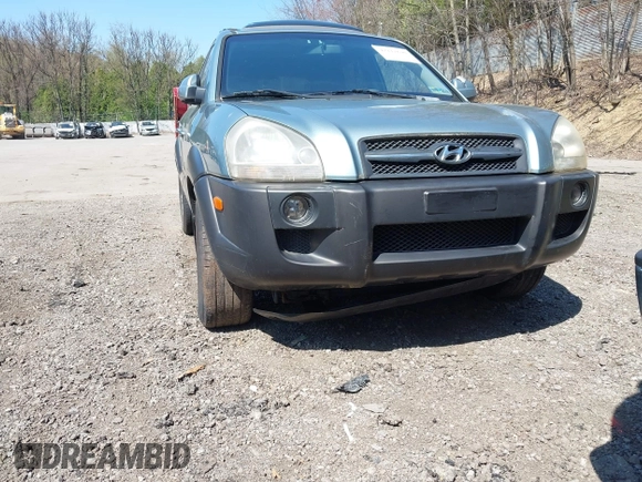 2006 Hyundai Tucson GLS with VIN KM8JN12D06U285856, listed as a IAAI auction lot 42112640 with 157,016 mi miles. Bid and sale history available at carsss.com. Image 6.