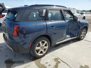 2025 MINI Countryman S with VIN WMZ23GA06S7S21118, listed as a Copart auction lot 62491425 with 11,851 mi miles and Clean title. Bid and sale history available at DreamBid. Image 3.