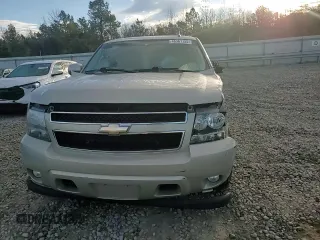 2010 Chevrolet Tahoe LT z VIN 1GNMCBE31AR144717, wystawiony jako Copart lot #46361155 z przebiegiem 153 575 mil mil oraz Szkoda całkowita • Salvage title. Historia ofert i sprzedaży dostępna na DreamBid. Obrazek 11.