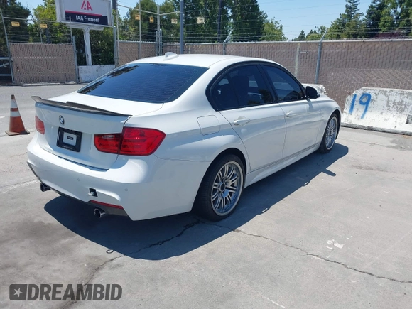 2013 BMW 3 Series 335i with VIN WBA3A9C53DF476040, listed as a IAAI auction lot 42732396 with 96,924 mi miles and . Bid and sale history available at DreamBid. Image 4.