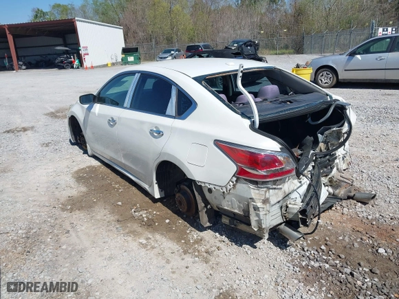 2014 Nissan Altima 2.5 SV with VIN 1N4AL3AP8EC319909, listed as a IAAI auction lot 41770307 with 187,327 mi miles. Bid and sale history available at carsss.com. Image 3.