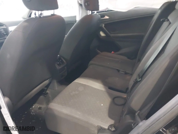 2019 Volkswagen Tiguan S with VIN 3VV1B7AX1KM073074, listed as a IAAI auction lot 41387775 with 57,045 mi miles. Bid and sale history available at carsss.com. Image 8.