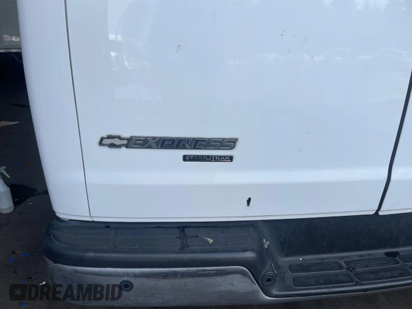 2015 Chevrolet Express Cargo z VIN 1GCZGTCG8F1152043, wystawiony jako IAAI lot #42889455 z przebiegiem 91 058 mil mil oraz . Historia ofert i sprzedaży dostępna na DreamBid. Obrazek 5.