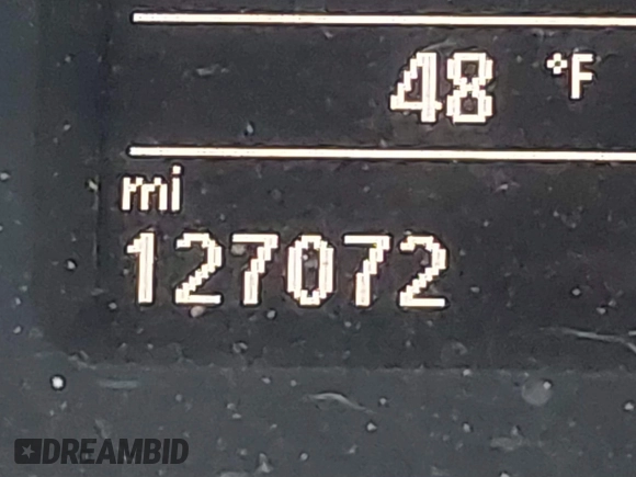 2013 Volkswagen Passat SE с VIN 1VWBH7A33DC052582, выставлен на аукционе IAAI как лот 41431178 с пробегом 127 072 миль миль и . История ставок и продаж доступна на DreamBid. Изображение 16.