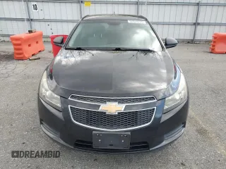2014 Chevrolet Cruze LS with VIN 1G1PA5SG8E7154921, listed as a Copart auction lot 52820255 with 197,442 mi miles and Clean Title. Bid and sale history available at carsss.com. Image 5.