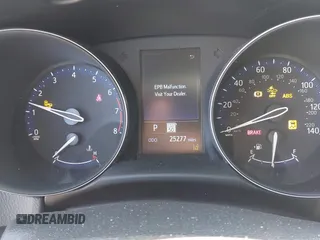 2021 Toyota C-HR LE z VIN NMTKHMBX0MR129151, wystawiony jako IAAI lot #41990301 z przebiegiem 25 277 mil mil oraz . Historia ofert i sprzedaży dostępna na DreamBid. Obrazek 16.