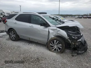 2022 Chevrolet Equinox Premier with VIN 2GNAXXEV2N6126007, listed as a Copart auction lot 53486305 with 70,123 mi miles and Salvage title. Bid and sale history available at DreamBid. Image 4.