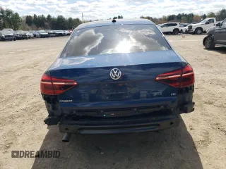 2019 Volkswagen Passat Wolfsburg Edition z VIN 1VWLA7A34KC012047, wystawiony jako Copart lot #53572365 z przebiegiem 84 103 mil mil oraz Szkoda całkowita • Salvage title. Historia ofert i sprzedaży dostępna na DreamBid. Obrazek 6.