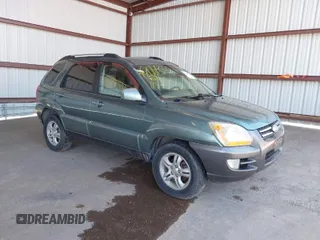 2005 Kia Sportage LX with VIN KNDJF723957065883, listed as a IAAI auction lot 42087320 with 212,726 mi miles and . Bid and sale history available at carsss.com. Image 1.