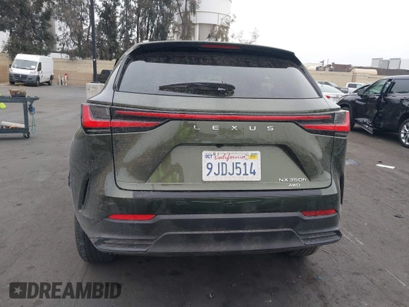 2024 Lexus NX 350h Premium z VIN JTJGKCEZ1R2023707, wystawiony jako IAAI lot #42153729 z przebiegiem 15 285 mil mil oraz . Historia ofert i sprzedaży dostępna na DreamBid. Obrazek 16.