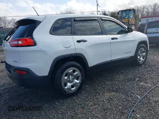 2017 Jeep Cherokee Sport with VIN 1C4PJMAB2HW666711, listed as a IAAI auction lot 41664586 with 42,337 mi miles and . Bid and sale history available at DreamBid. Image 4.