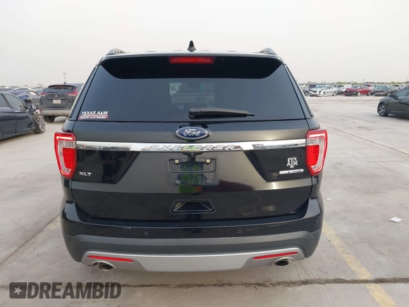 2016 Ford Explorer XLT with VIN 1FM5K7D82GGA84926, listed as a IAAI auction lot 41824920 with 121,702 mi miles and . Bid and sale history available at DreamBid. Image 17.