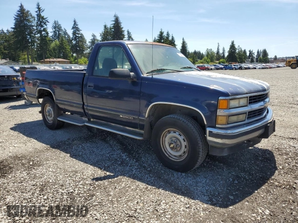 1995 Chevrolet Silverado 2500 z VIN 1GCFK24K7SE228644, wystawiony jako Copart lot #57244755 z przebiegiem 241 137 mil mil oraz Szkoda całkowita • Salvage title. Historia ofert i sprzedaży dostępna na DreamBid. Obrazek 4.